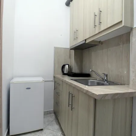 Shameti 3* Εξαμίλιο