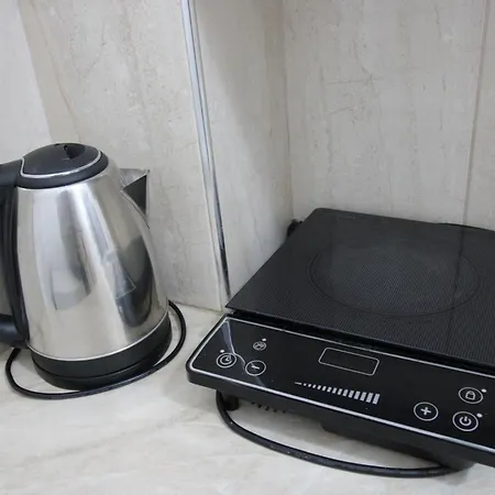 Shameti Εξαμίλιο