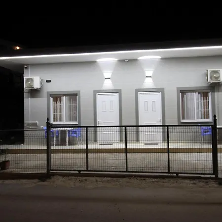 Shameti 3* Εξαμίλιο