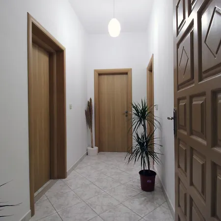 Hotel apartamentowy Shameti Ksamil