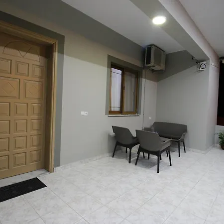 Shameti Hotel apartamentowy Ksamil